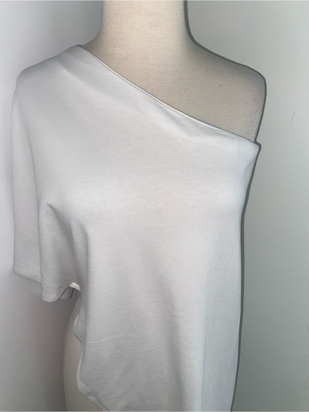 ZARA One-Shoulder White Asymmetric Long Top - Size S - NEW - Picture 4 of 8